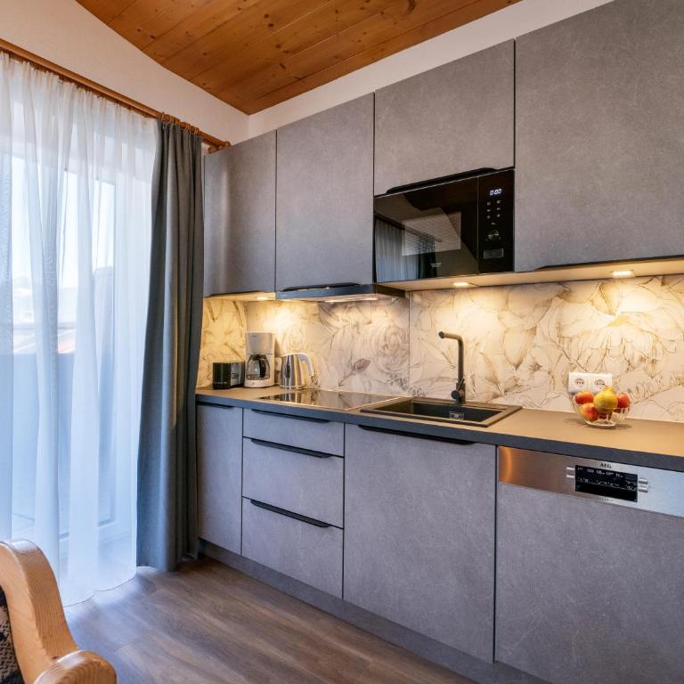 Apart Denise - Apartment mit Blick auf die Berge - 2