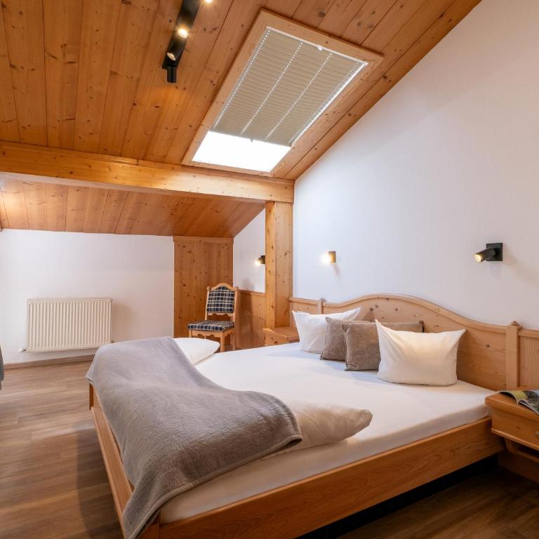 Apart Denise - Apartment mit Blick auf die Berge - 11