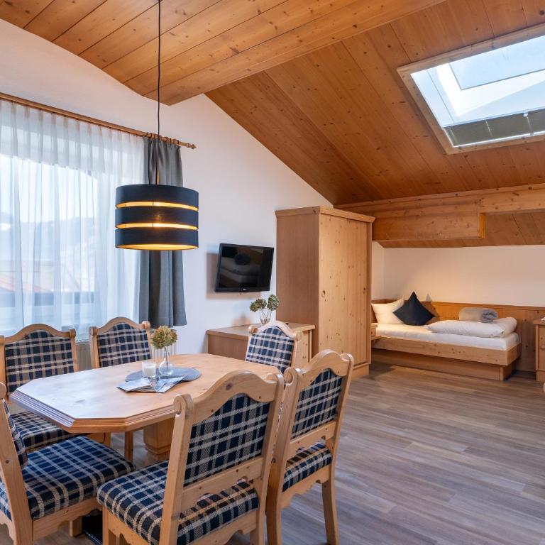 Apart Denise - Apartment mit Blick auf die Berge - 3