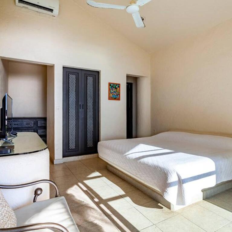 Preciosa Villa en Marina Las Brisas - Casa de 5 dormitorios - 50