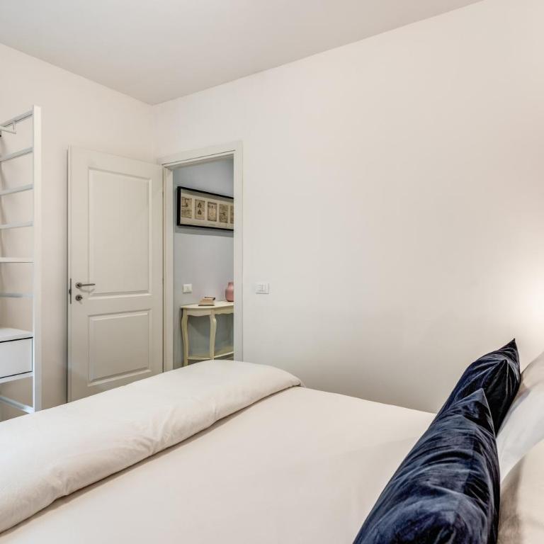 AwesHomeitaly - The Wonder Apartment - Two-Bedroom Apartment - 40