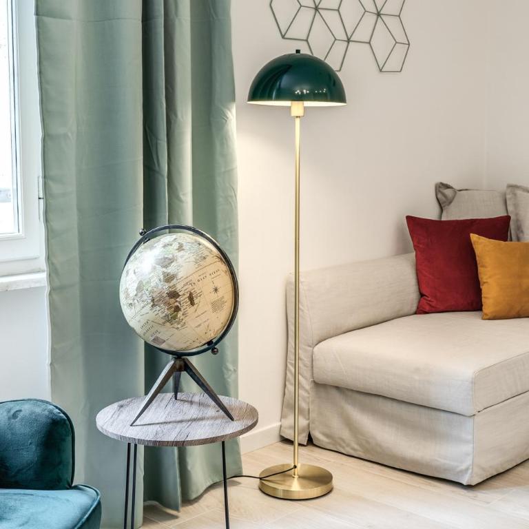 AwesHomeitaly - The Wonder Apartment - Two-Bedroom Apartment - 24