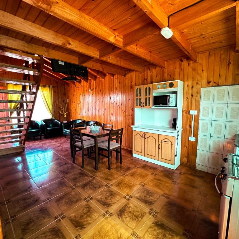Cabaña Familiar 6p La Bertita - Three-Bedroom Apartment - 4