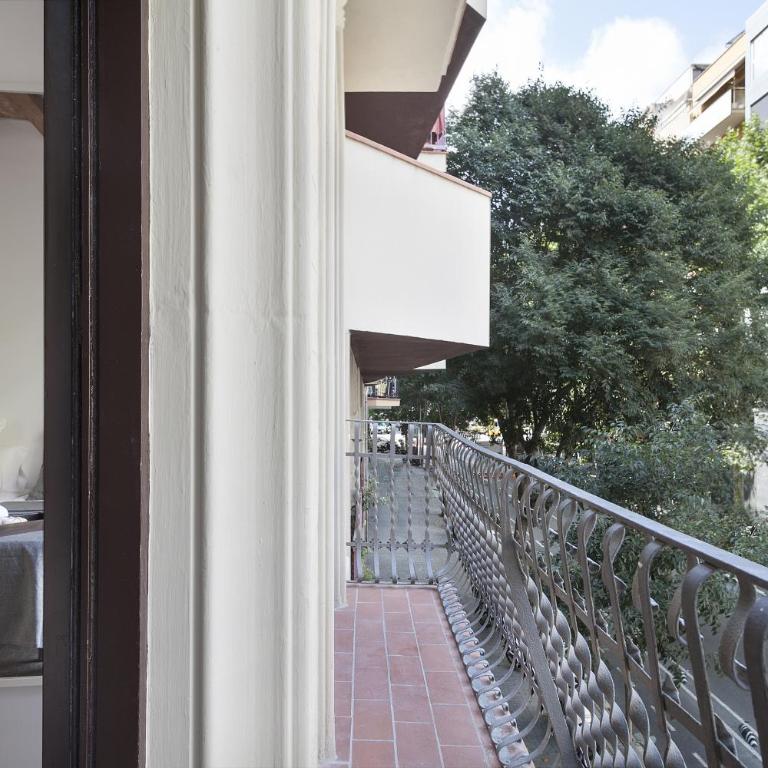 Aspasios Charming Flats - Two-Bedroom Apartment with Terrace - 13