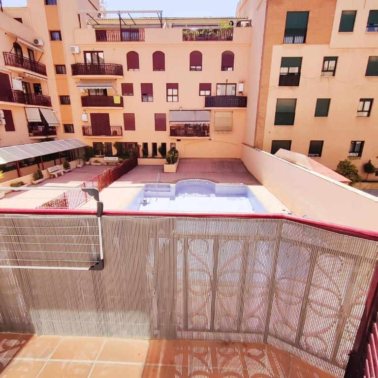 Apartamento, piscina y parking Granada Tico Medina - Two-Bedroom Apartment - 18