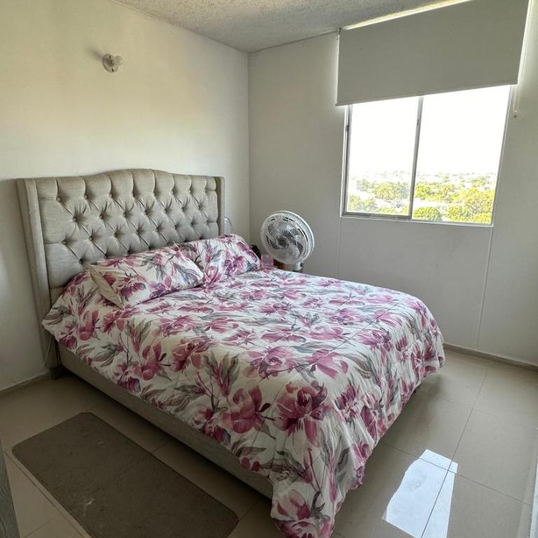 Cómodo y amplio apartamento - Three-Bedroom Apartment - 6