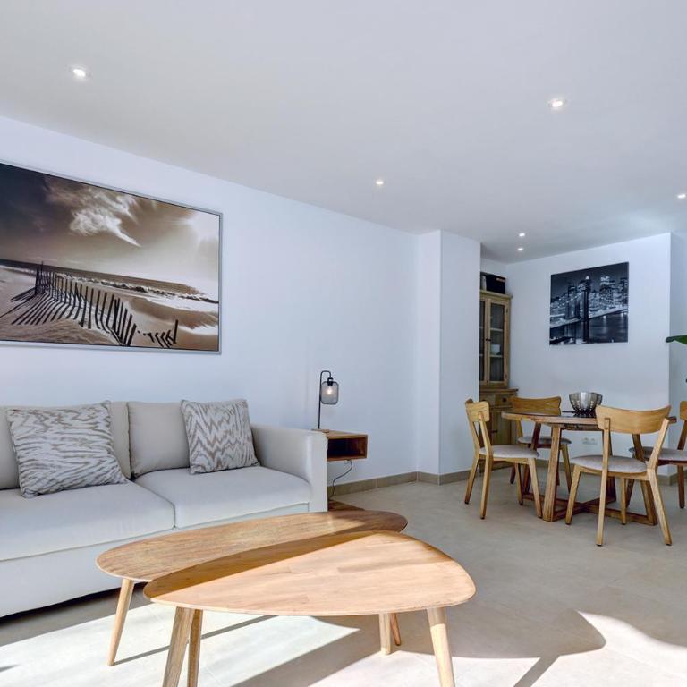 Stunning 1 bedroom Apartment in Marbella Centre - One-Bedroom Apartment - 15