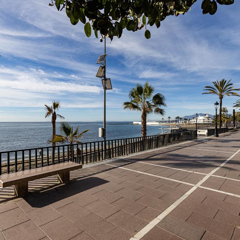 Stunning 1 bedroom Apartment in Marbella Centre - One-Bedroom Apartment - 37