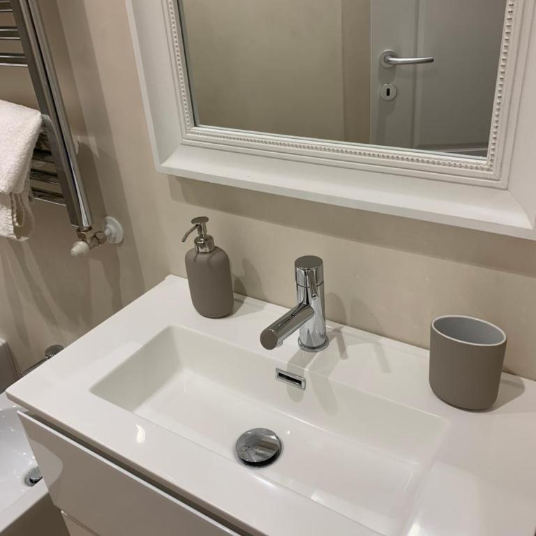 Porta Venezia New Luxury apt - wifi full equiped - Appartamento con 1 Camera da Letto - 25