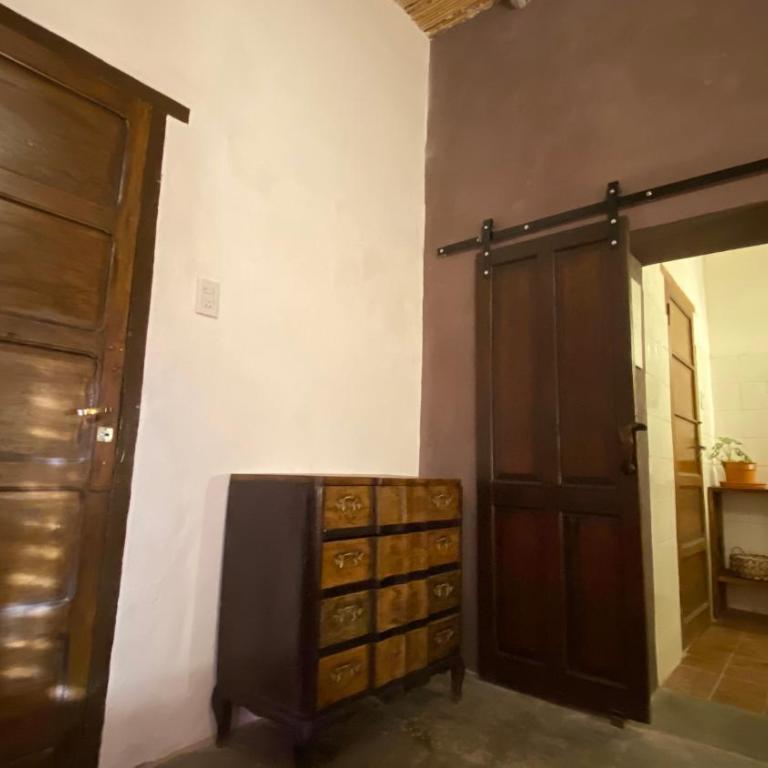 El Cortijo Tinogasta - Habitación Cuádruple con baño privado - 8