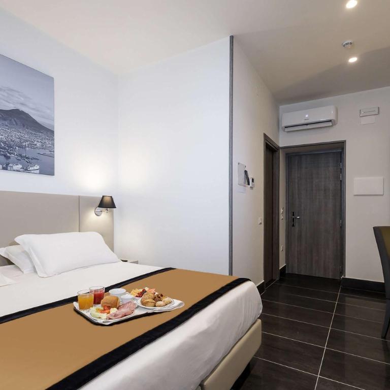 Best Western Hotel dei Mille - Camera Familiare Superior con Letto King-Size e Divano-Letto - Non Fumatori - 2