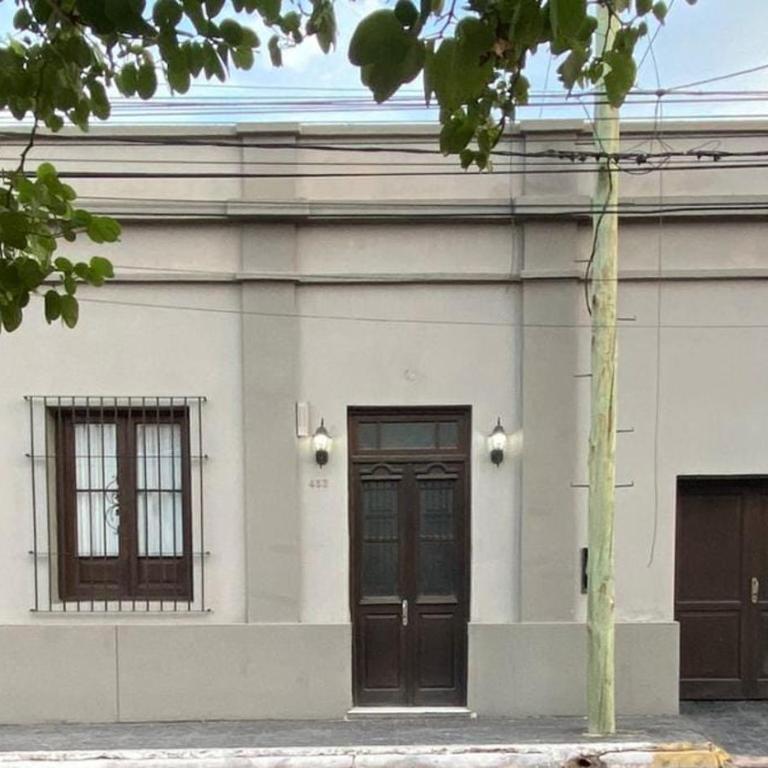 Casa en el centro LA Rioja - Casa de 3 dormitorios - 2