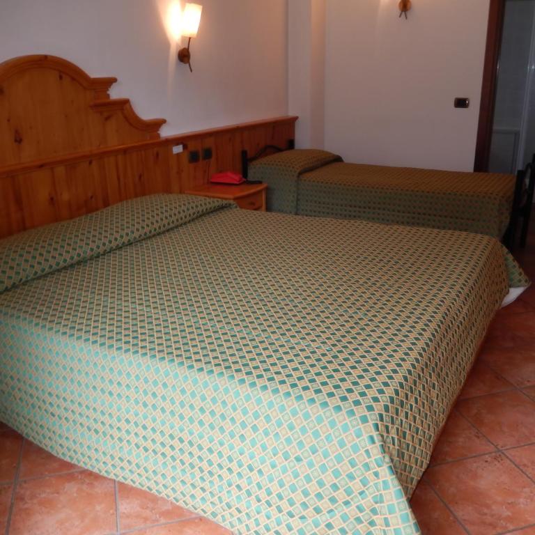 Albergo du Soleil - Standard Triple Room - 5