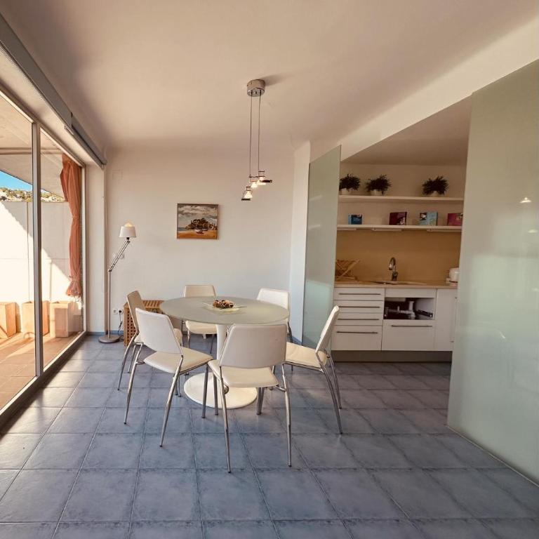 LETS HOLIDAYS Apartment with terrace near beach 2 - Apartamento - 7