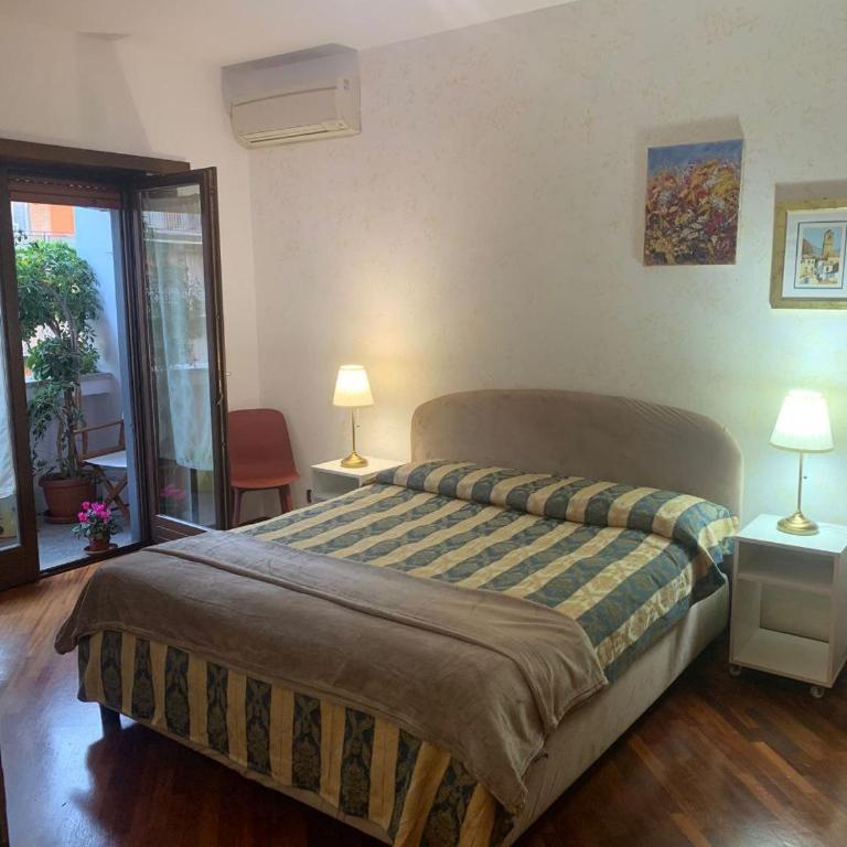 Flavia Apartment - Two-Bedroom Apartment - 13
