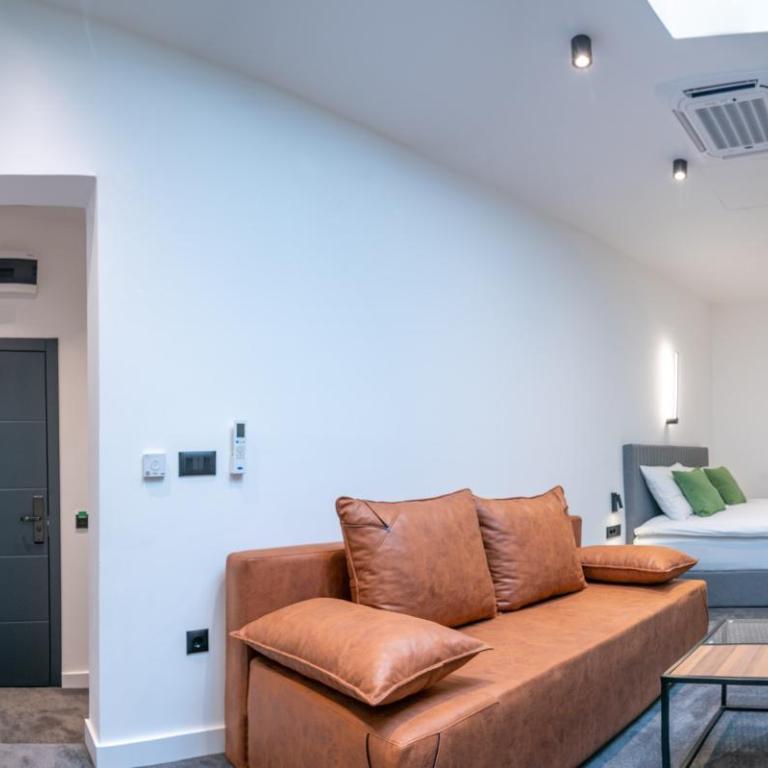 City Joy - sports Center Tasmajdan - Porodična Soba - 10