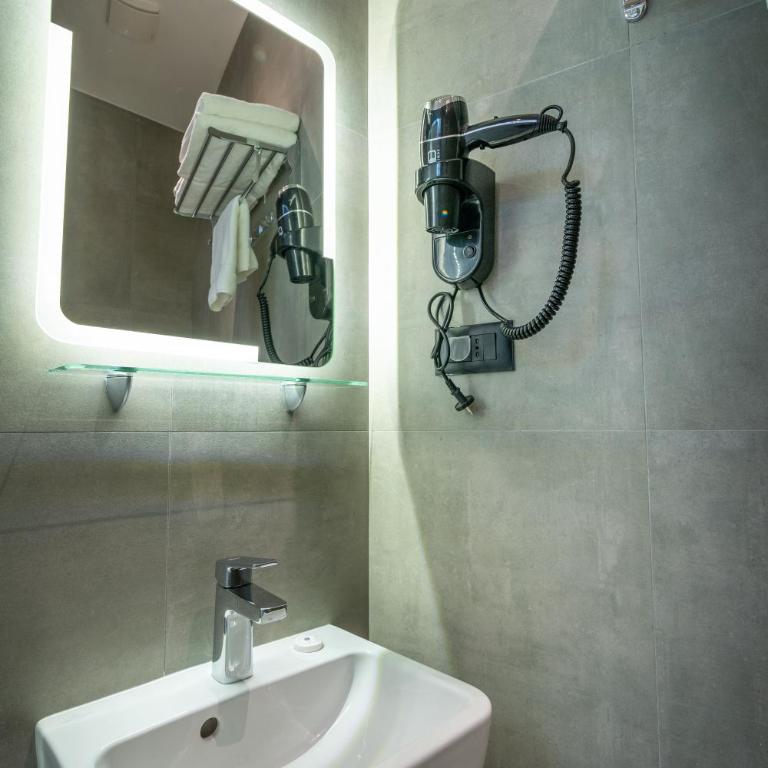 City Joy - sports Center Tasmajdan - Porodična Soba - 20