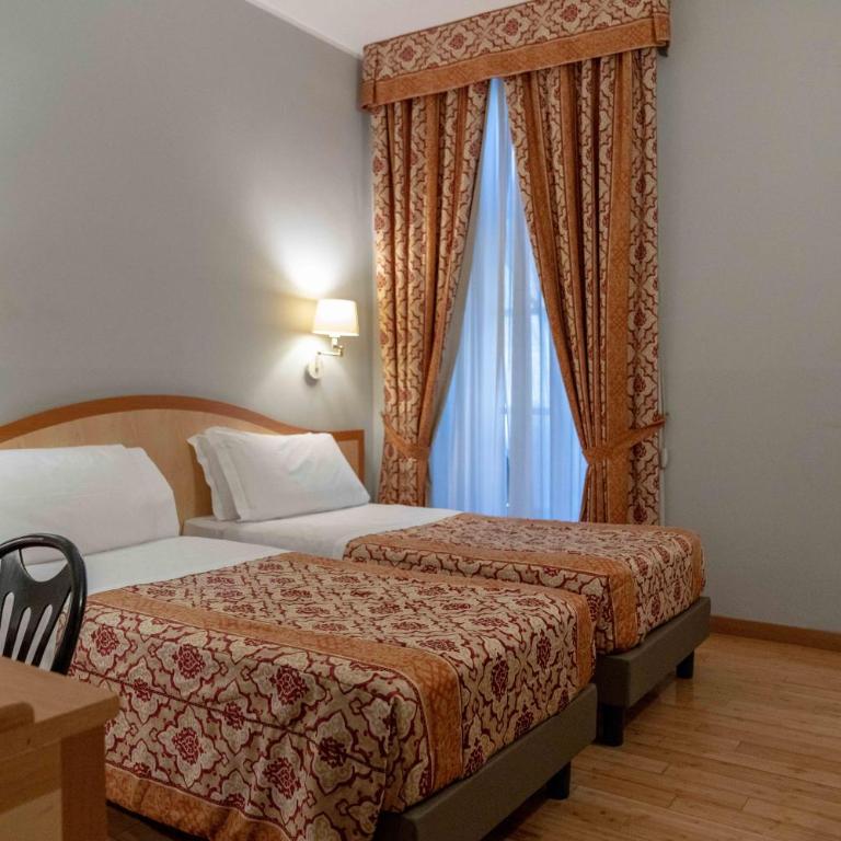 Hotel Bologna - Chambre Double ou Lits Jumeaux - 10