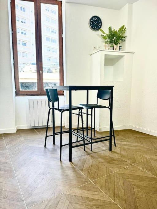Très grand studio à deux pas de la place de Jaude Puits Artesien - Appartement 1 Chambre - 9