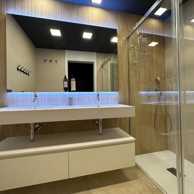 SUNSET CLIFFS VIP APARTMENT - Apartamento - 79