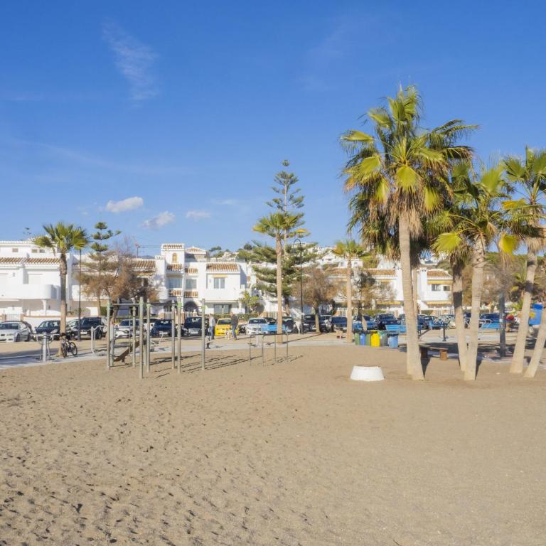 Cubo's Beach Side Apartment at La Cala - Apartamento - 35