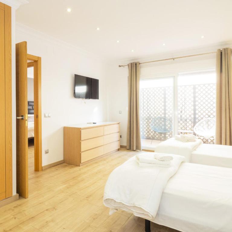 Cubo's Beach Side Apartment at La Cala - Apartamento - 24
