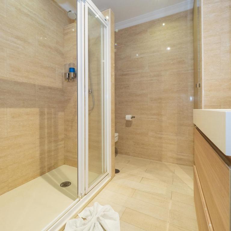 Cubo's Beach Side Apartment at La Cala - Apartamento - 32