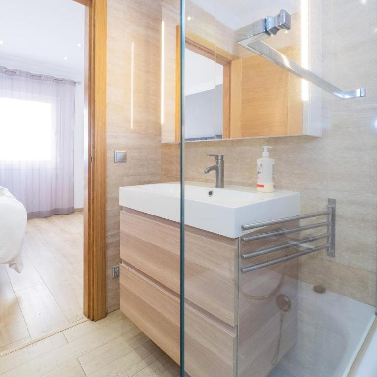 Cubo's Beach Side Apartment at La Cala - Apartamento - 19