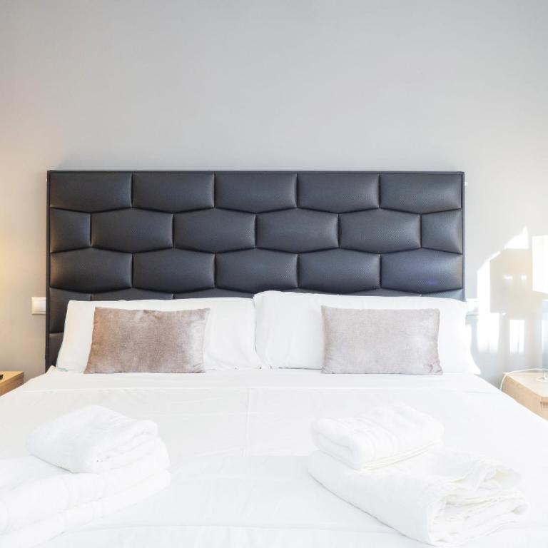 Cubo's Beach Side Apartment at La Cala - Apartamento - 21
