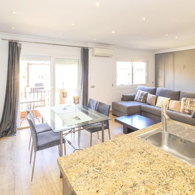 Cubo's Beach Side Apartment at La Cala - Apartamento - 6