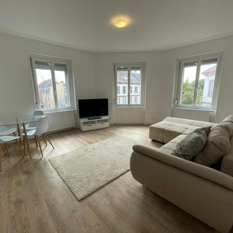 Mulhouse, Urban Family Nest - Apartment mit 2 Schlafzimmern - 10