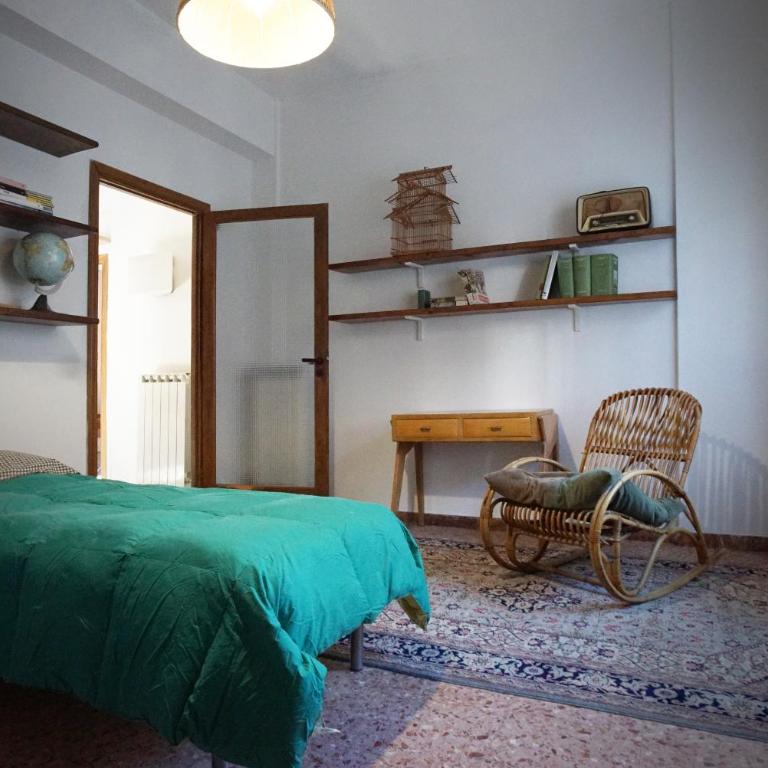 Sulle vie delle Cinque Terre, nel centro storico di Spezia! - Three-Bedroom Apartment - 59
