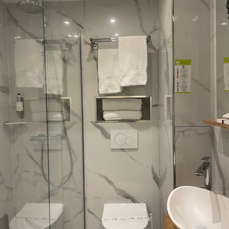 Lion d'Or Paris Hotel - Chambre Deluxe Double ou Lits Jumeaux - 5