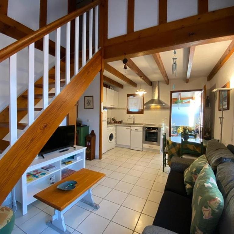 Villa 3 chambres avec parking et accès piscine - FR-1-413-106 - Villa - 9
