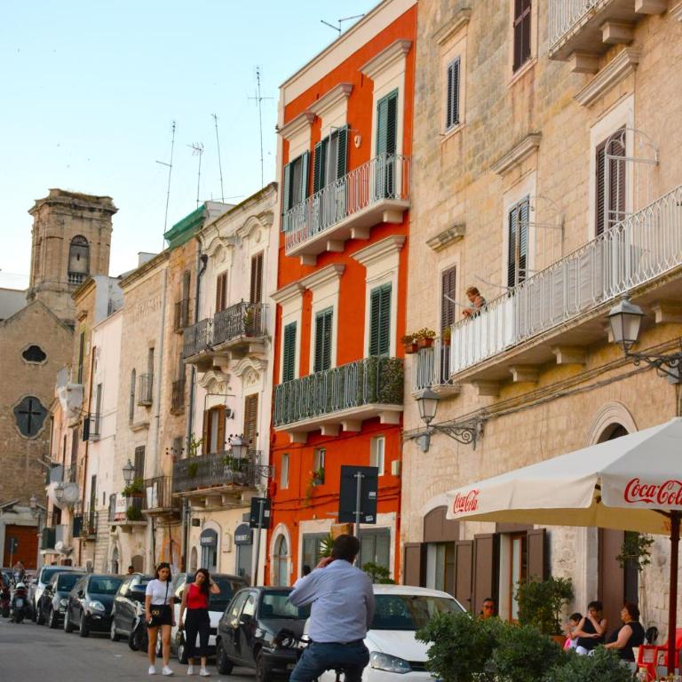 Casa Chloé - vicino al Porto e Basilica San Nicola - Two-Bedroom Apartment - 39