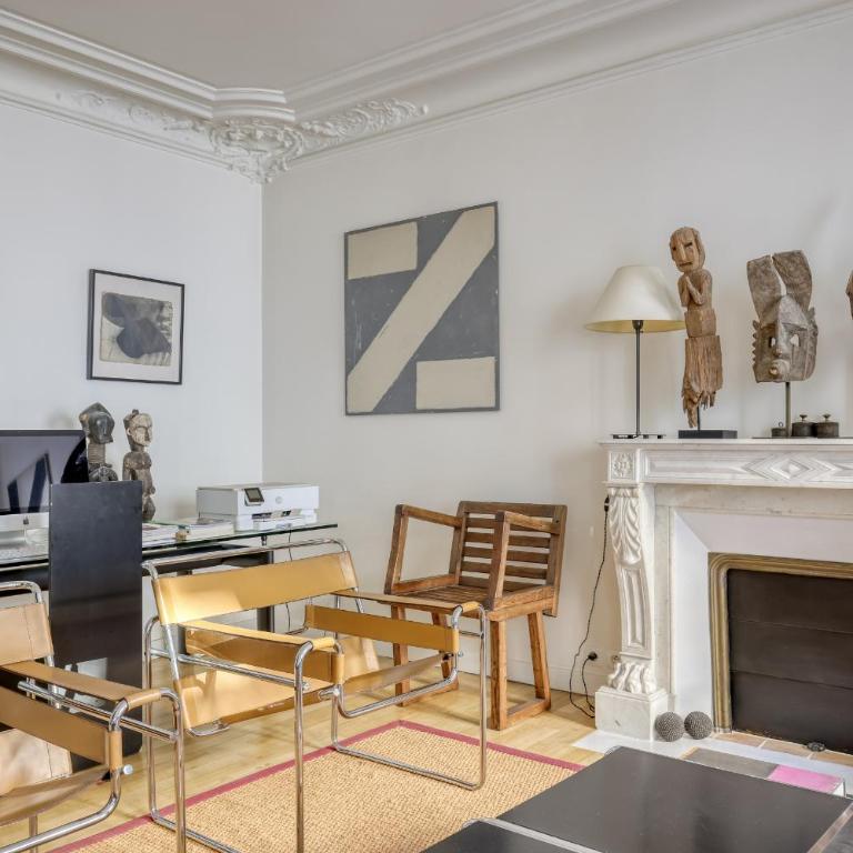 Gorgeous and large flat in the heart of Paris 09 - Apartamento Superior - 16