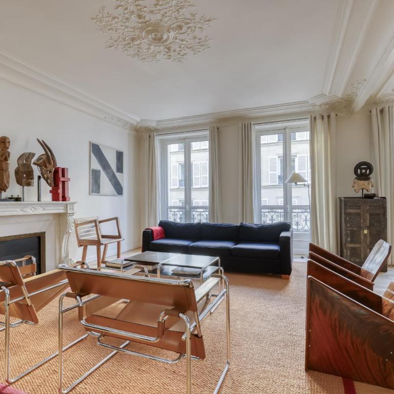 Gorgeous and large flat in the heart of Paris 09 - Apartamento Superior - 1