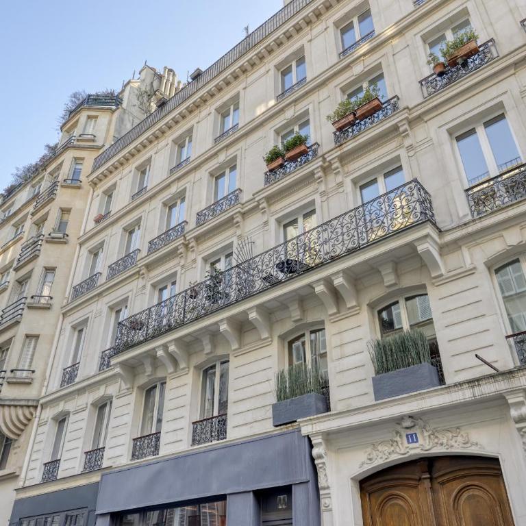 Gorgeous and large flat in the heart of Paris 09 - Apartamento Superior - 26