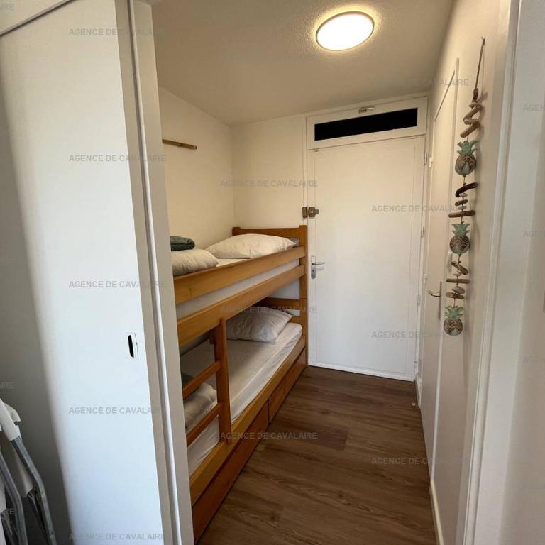 Studio cabine à 100m plage et commerces avec climatisation et parking - FR-1-100-326 - Studio - 8