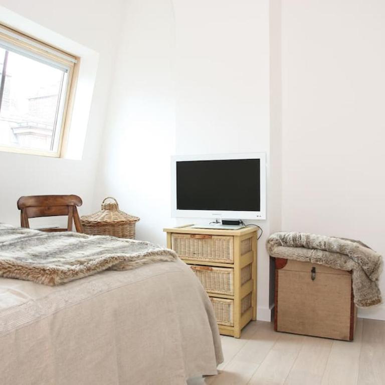 PARIS SOUS LES TOITS - Appartement 2 Chambres - 6