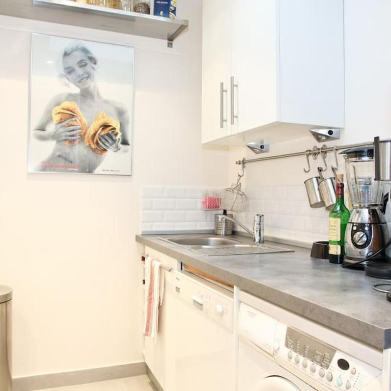 PARIS SOUS LES TOITS - Appartement 2 Chambres - 24