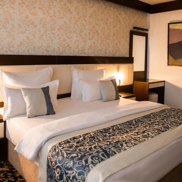 Malak Regency Hotel - Deluks Dvokrevetna Soba sa Bračnim Krevetom/Zasebnim Krevetima - 4