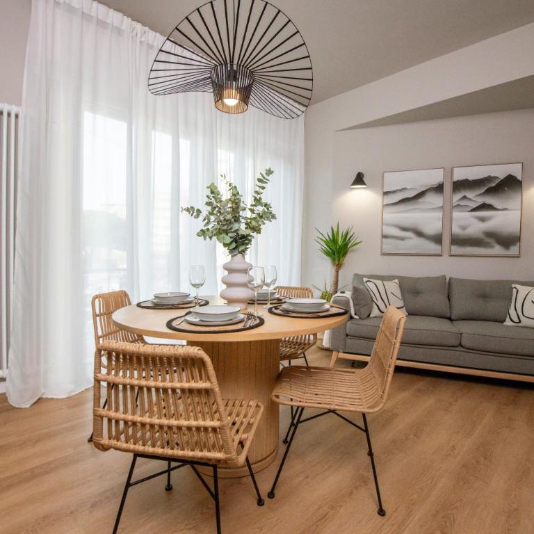 223 - Ma & Ma Luxury Apartment 1 grande - 500metri da mare e spiaggia, vicino alla Baia del Silenzio - PARCHEGGIO GRATIS PRIVATO INCLUSO - Appartamento con 2 Camere da Letto - 2
