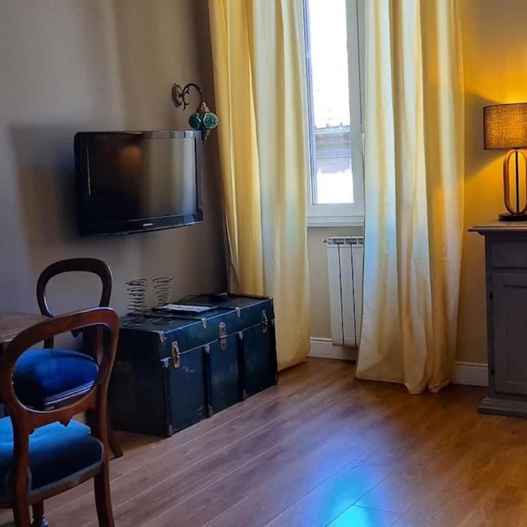 CAMERA con VISTA - Appartamento con 1 Camera da Letto - 5