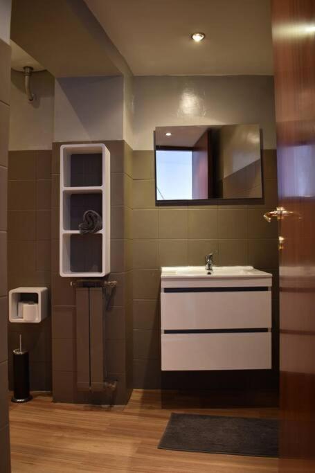 CAMERA con VISTA - Appartamento con 1 Camera da Letto - 12