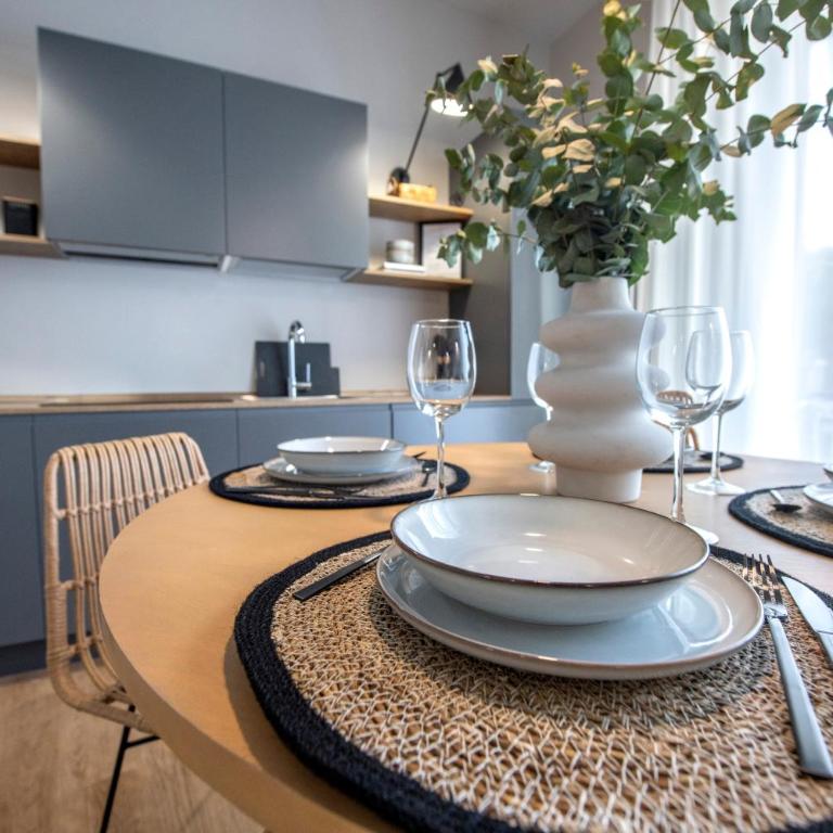 223 - Ma & Ma Luxury Apartment 1 grande - 500metri da mare e spiaggia, vicino alla Baia del Silenzio - PARCHEGGIO GRATIS PRIVATO INCLUSO - Appartamento con 2 Camere da Letto - 15