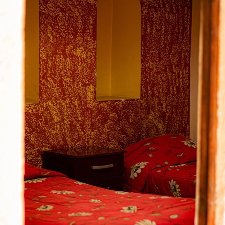 Hostal Imperial Carlos V - Habitación Doble con baño compartido - 8