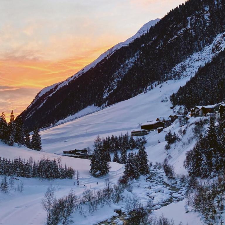 Didis #holidayhome - Doppelzimmer mit Bergblick - 6