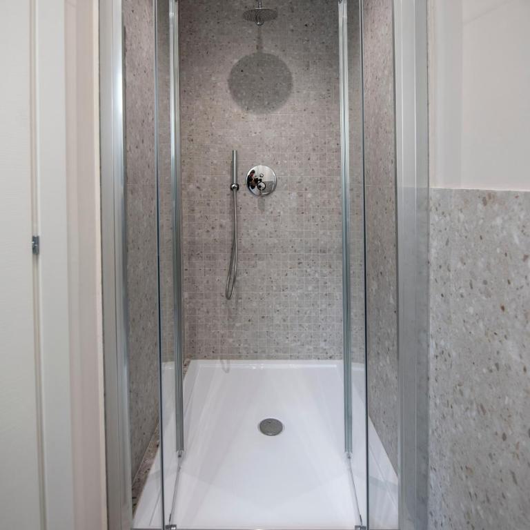 223 - Ma & Ma Luxury Apartment 1 grande - 500metri da mare e spiaggia, vicino alla Baia del Silenzio - PARCHEGGIO GRATIS PRIVATO INCLUSO - Appartamento con 2 Camere da Letto - 50