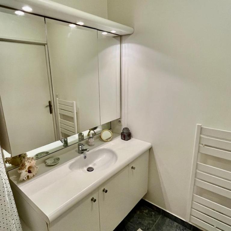 Chez Nicole & Denis - Appartamento con 2 Camere da Letto - 9